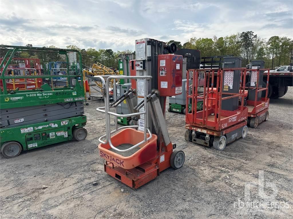 SkyJack SJP30 Kuukulkijat