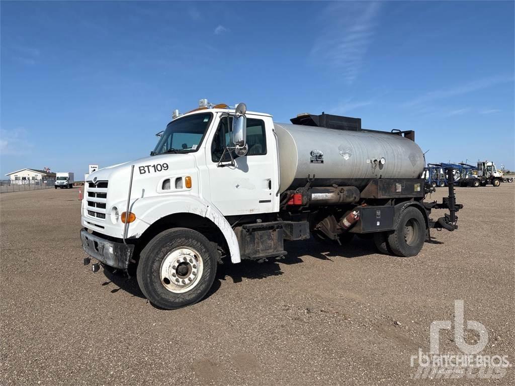 Sterling L7500 Bitumin levittäjät