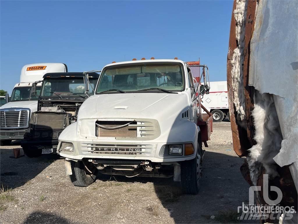 Sterling M7500 Lava-kuorma-autot