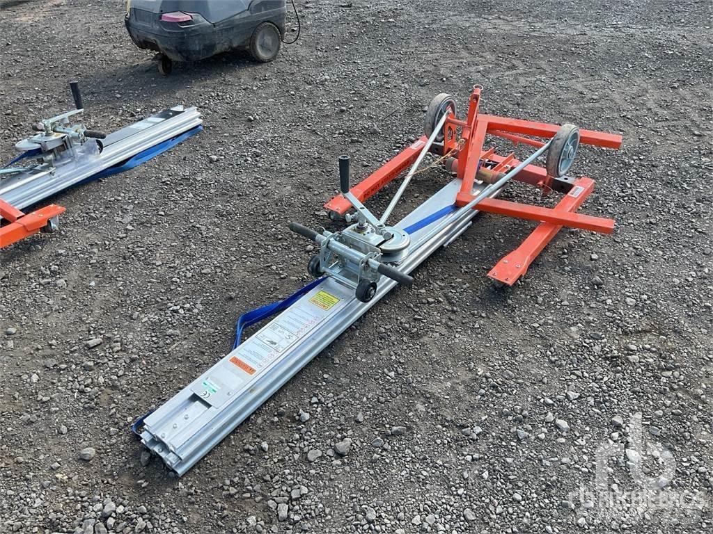 Sumner 2210 Nostimet ja tavarahissit