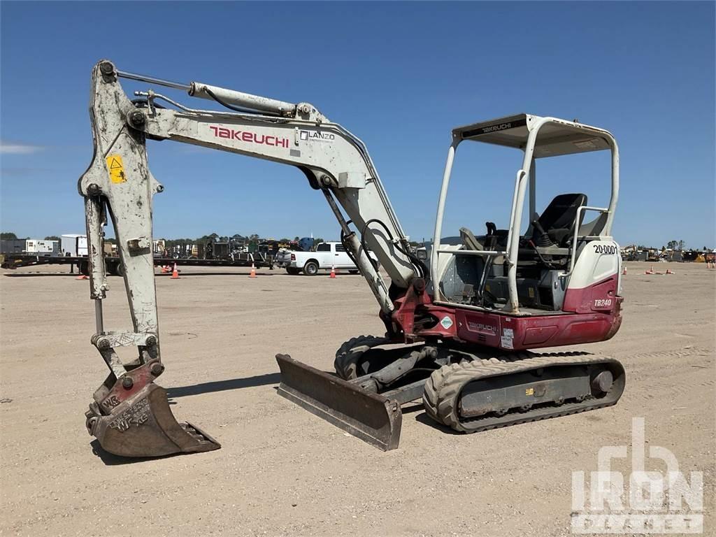 Takeuchi TB240 Minikaivukoneet < 7t
