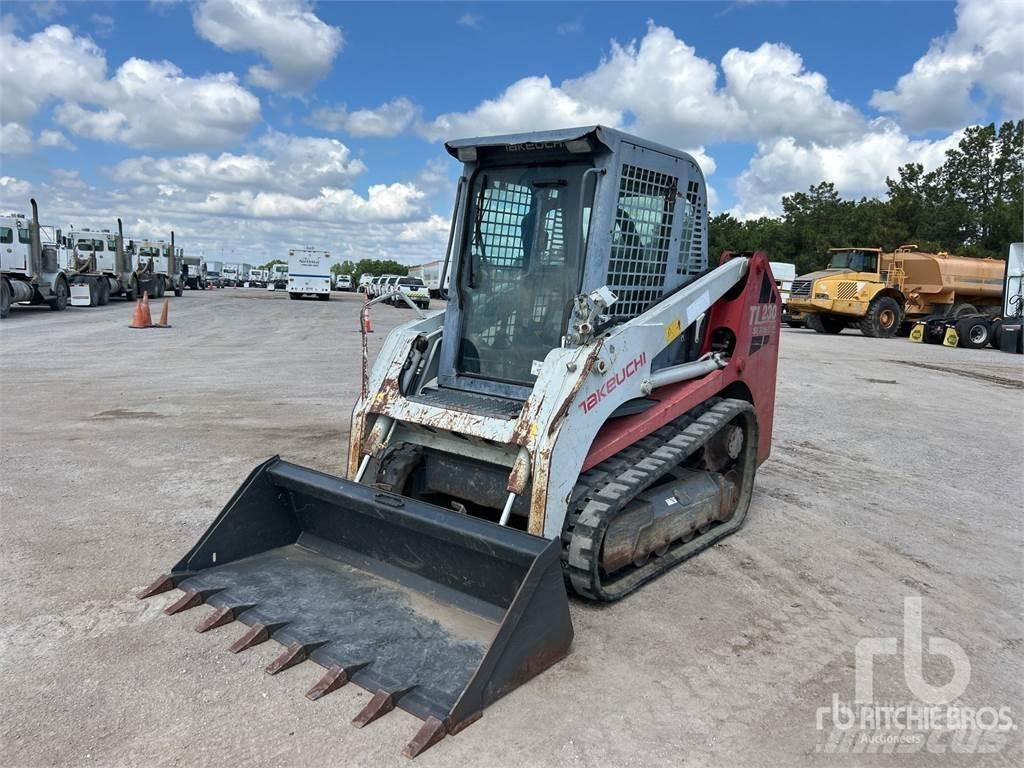 Takeuchi TL230 Liukuohjatut kuormaajat
