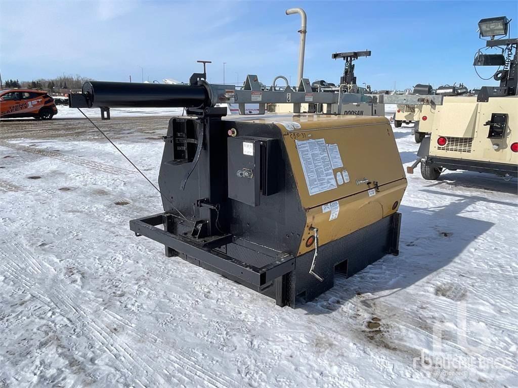 Terex AL5000 Valopylväät