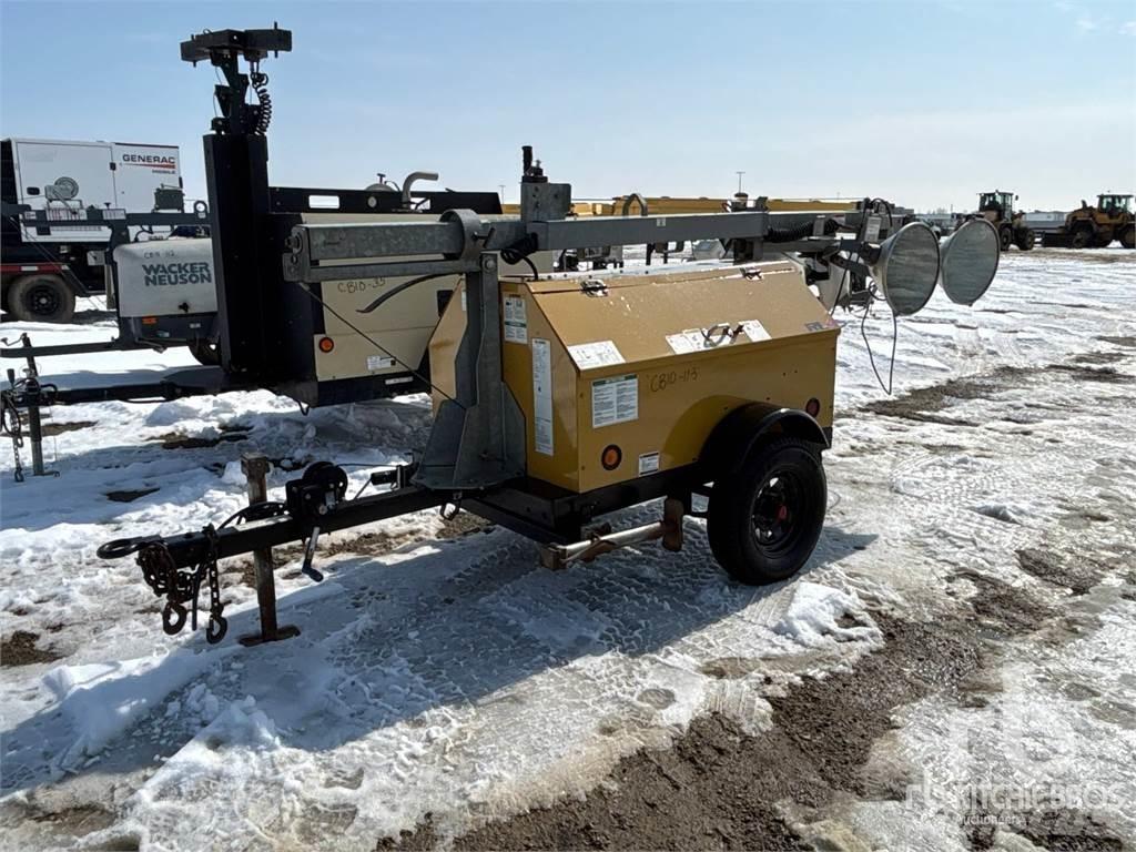 Terex RL4 Valopylväät