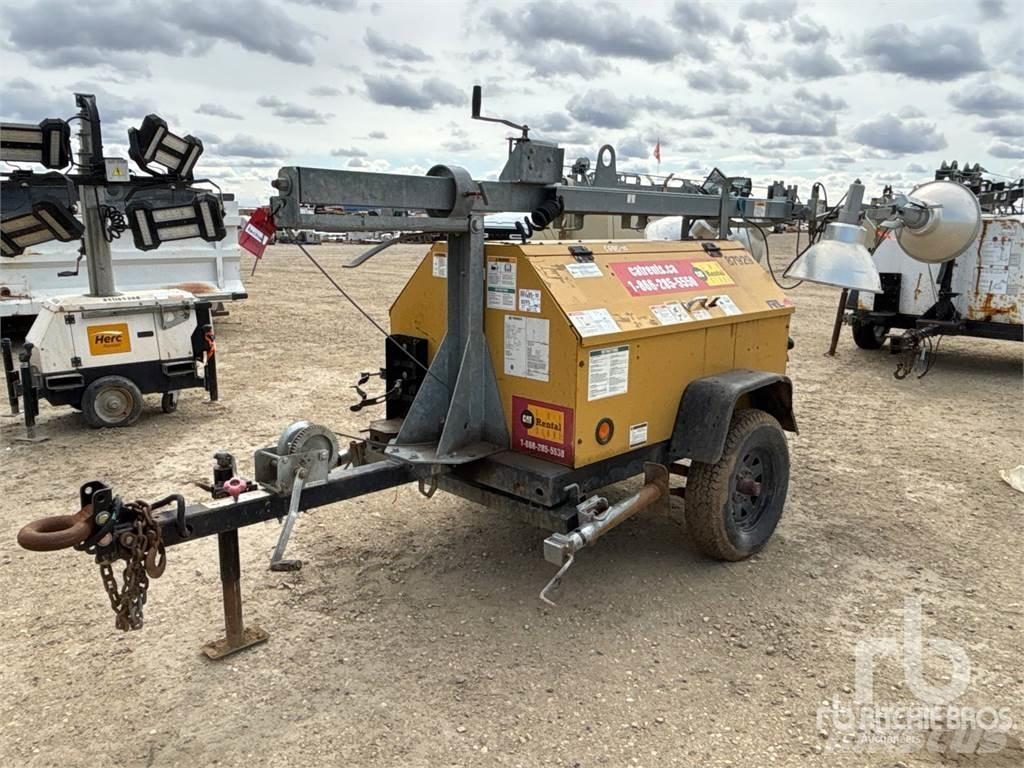 Terex RL4 Valopylväät