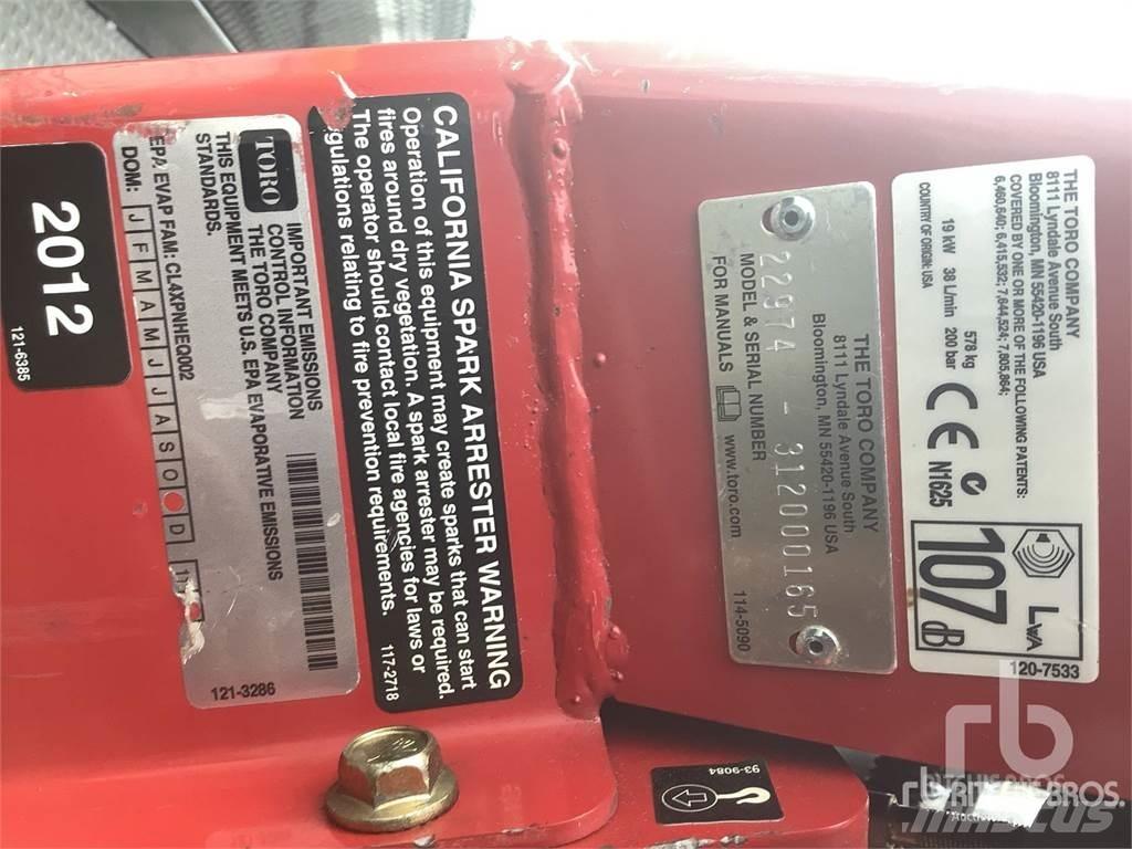 Toro TRX26 Ketjukaivurit