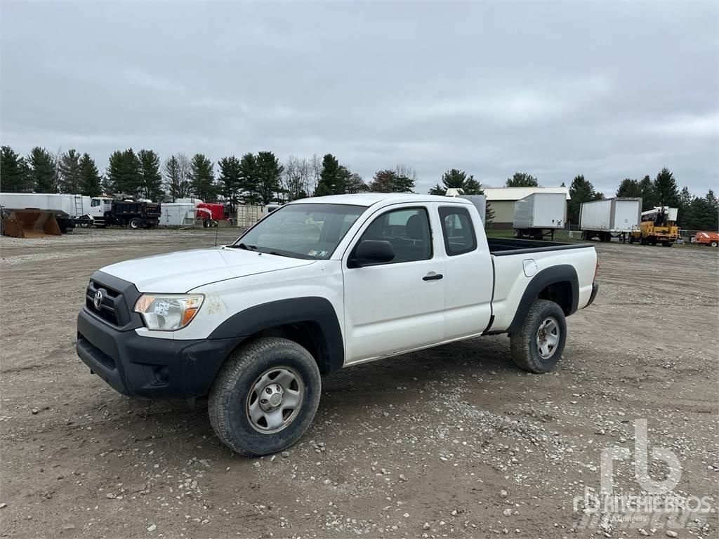Toyota TACOMA Lava-autot