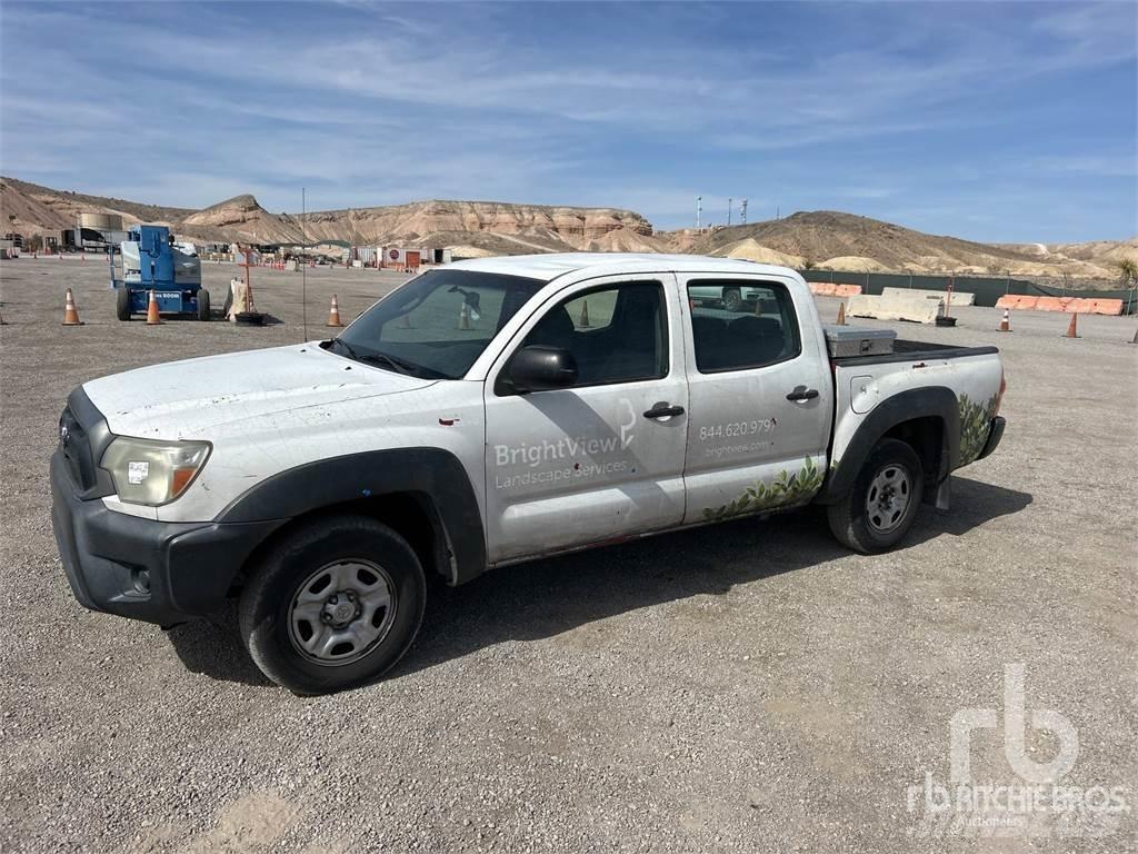 Toyota TACOMA Lava-autot