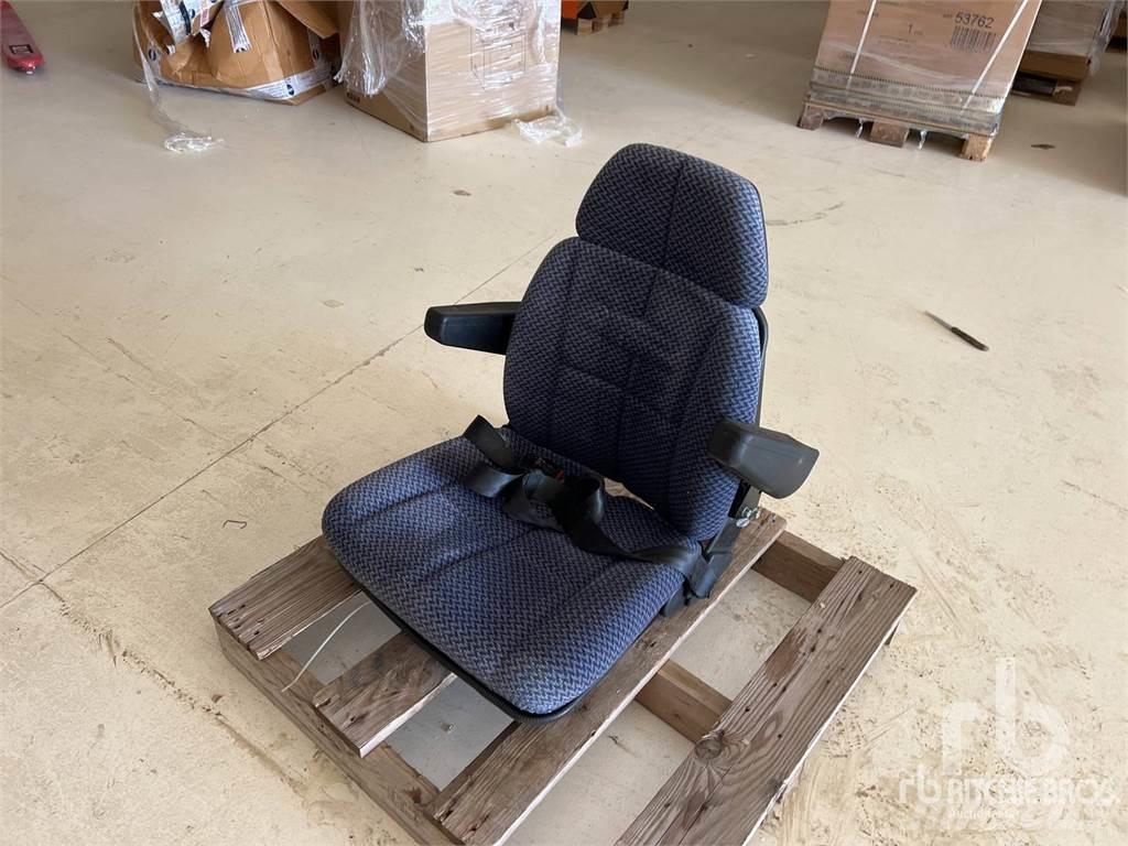  Tractor Seat Lisävarusteet ja komponentit