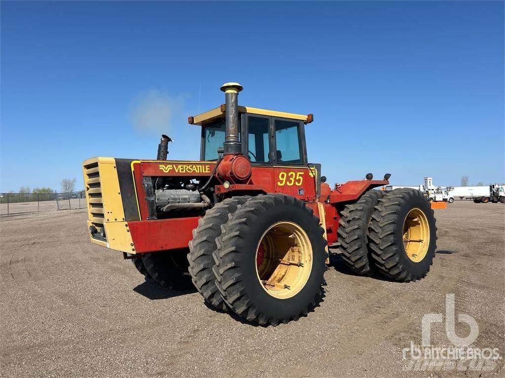 Versatile 935 Traktorit
