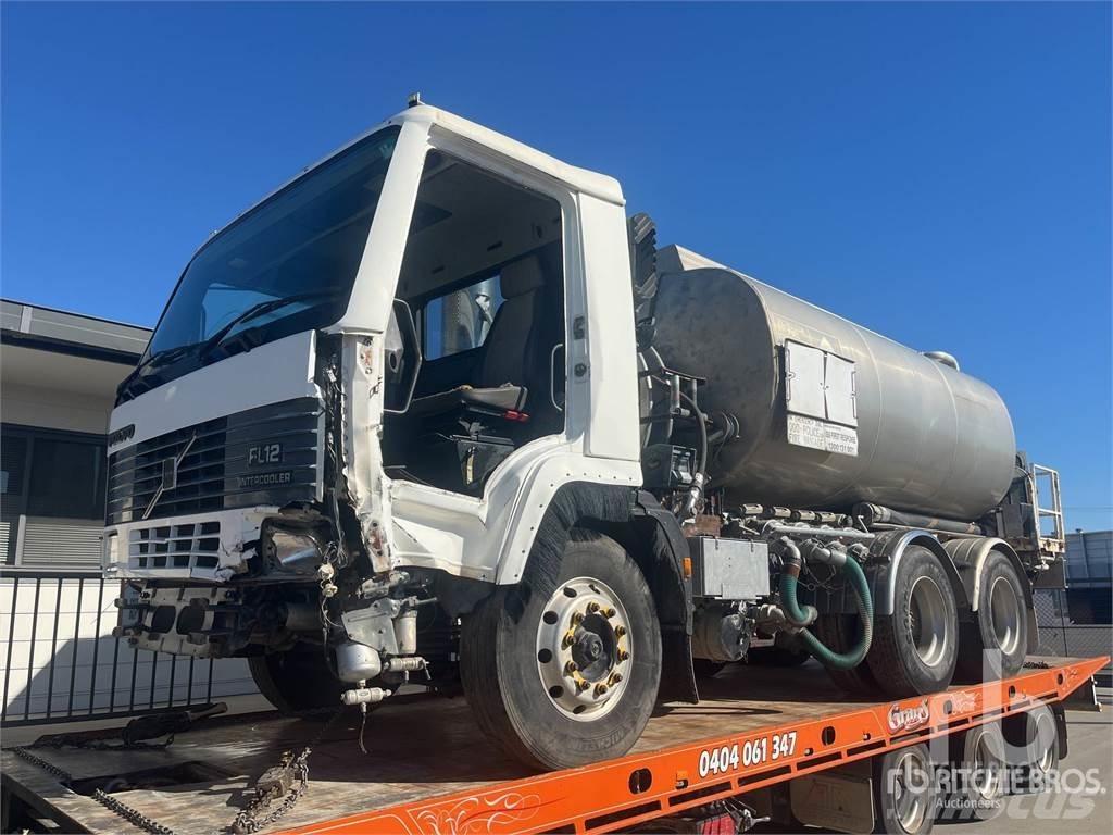 Volvo FL12 Säiliöautot
