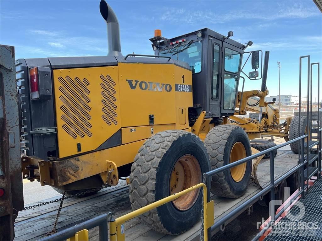 Volvo G746B Tiehöylät