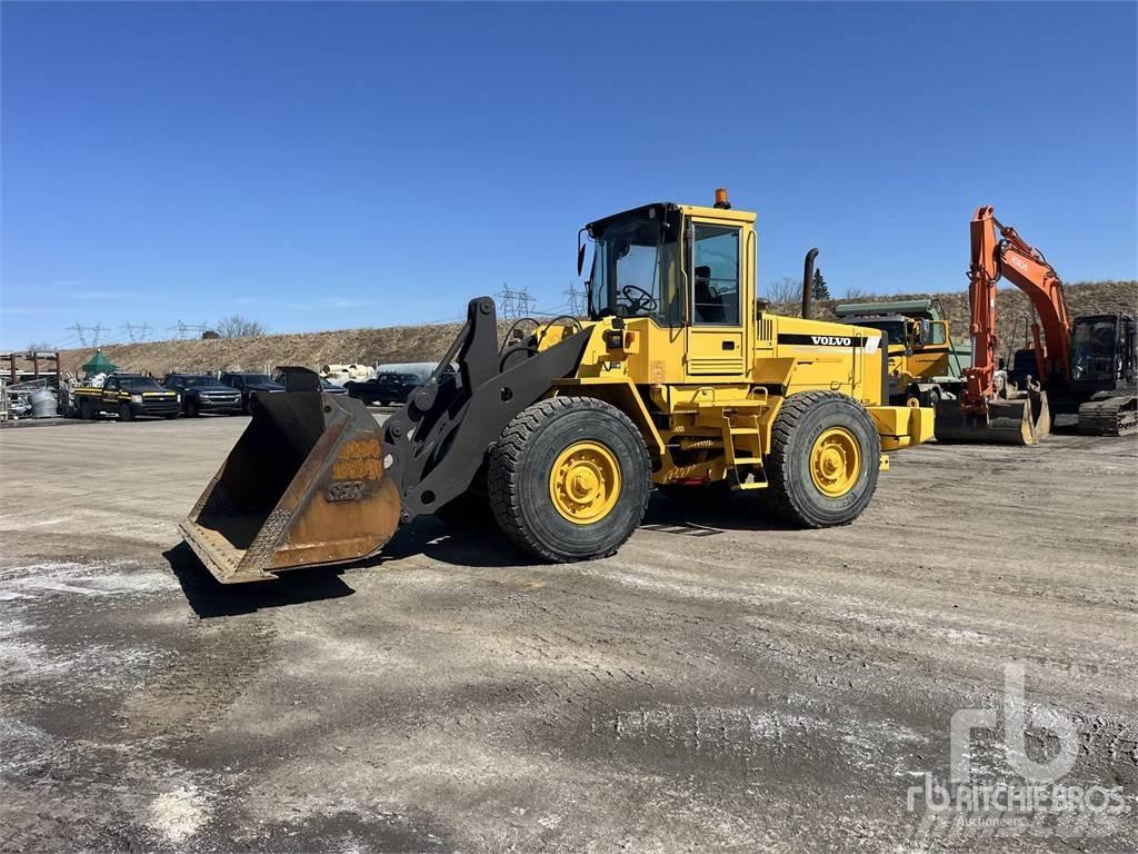 Volvo L90C Pyöräkuormaajat