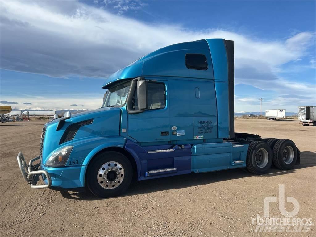 Volvo VNL Vetopöytäautot