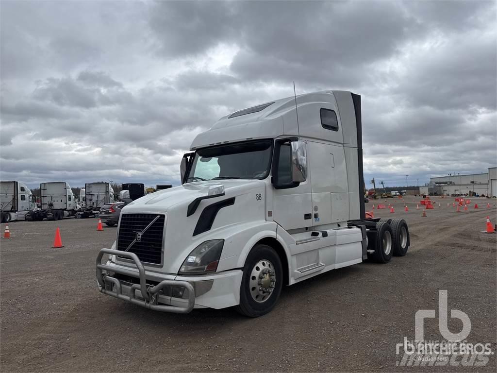 Volvo VNL Vetopöytäautot