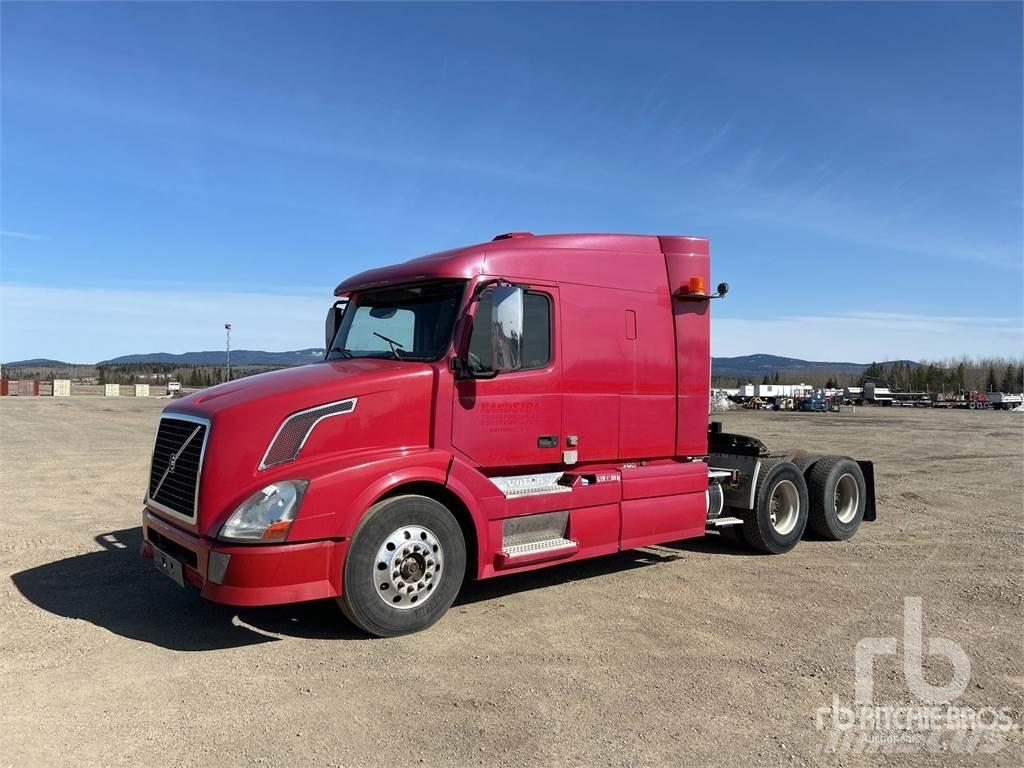 Volvo VNL Vetopöytäautot