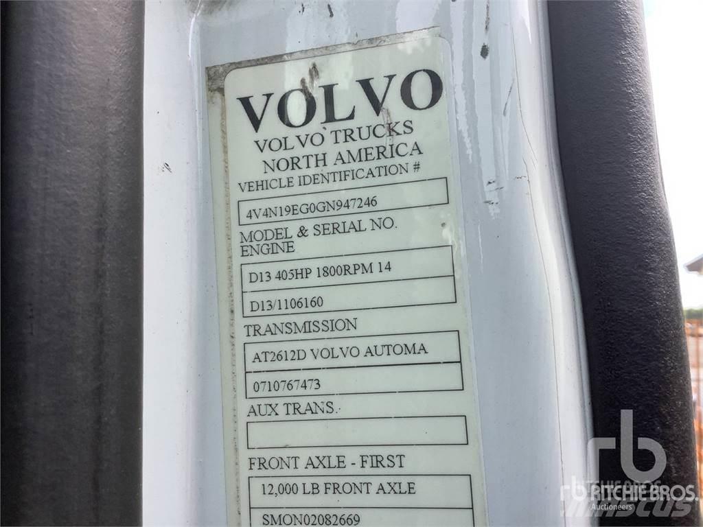 Volvo VNL Vetopöytäautot