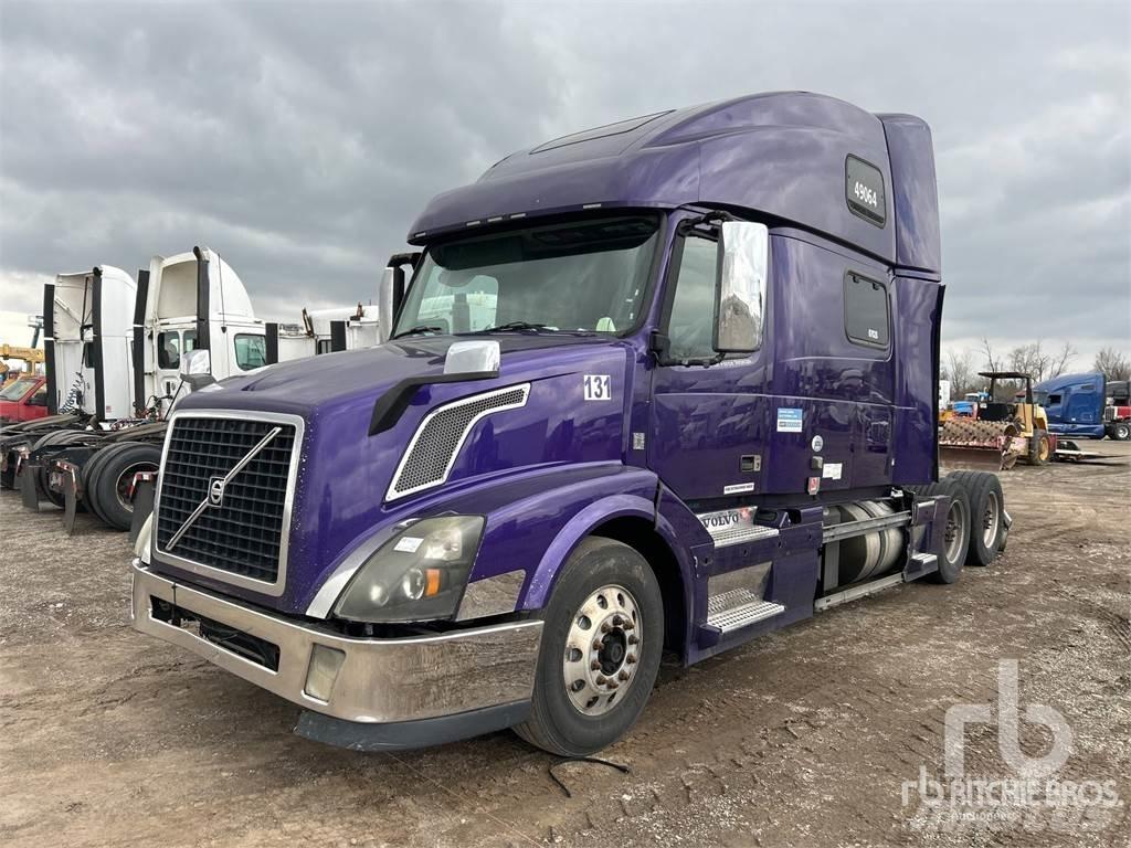 Volvo VNL Vetopöytäautot