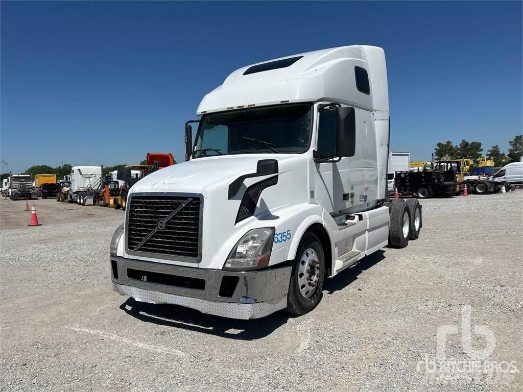 Volvo VNL Vetopöytäautot