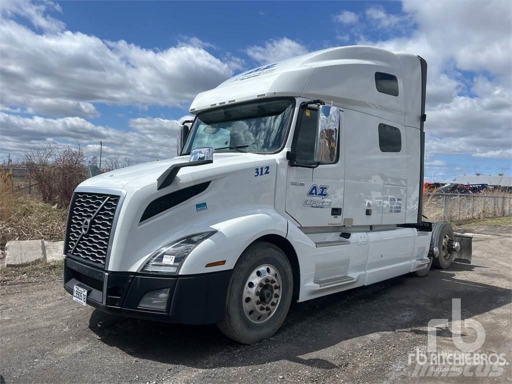 Volvo VNL Vetopöytäautot