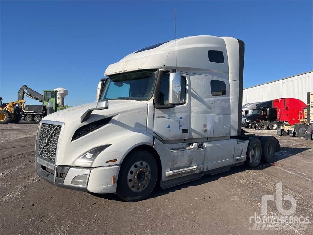 Volvo VNL Vetopöytäautot