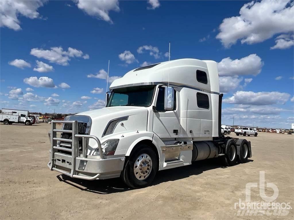 Volvo VNL Vetopöytäautot