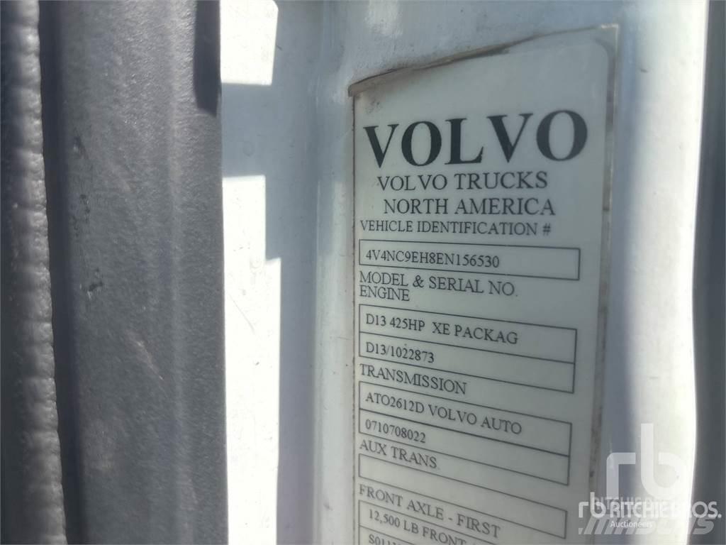 Volvo VNL Vetopöytäautot