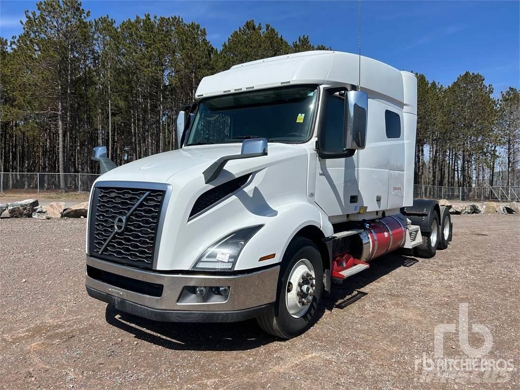 Volvo VNL Vetopöytäautot