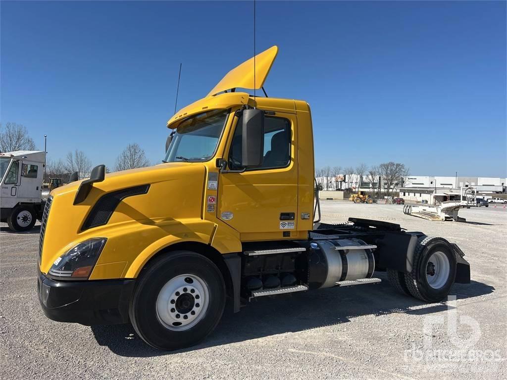 Volvo VNL42300 Vetopöytäautot