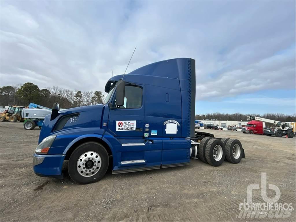 Volvo VNL630 Vetopöytäautot
