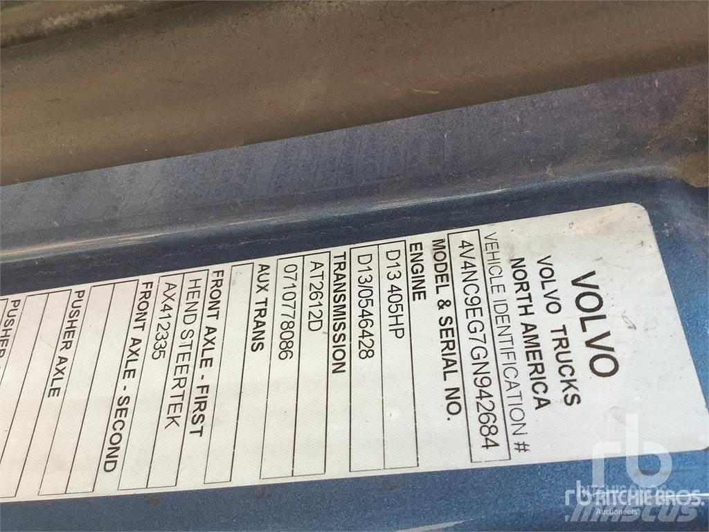 Volvo VNL630 Vetopöytäautot
