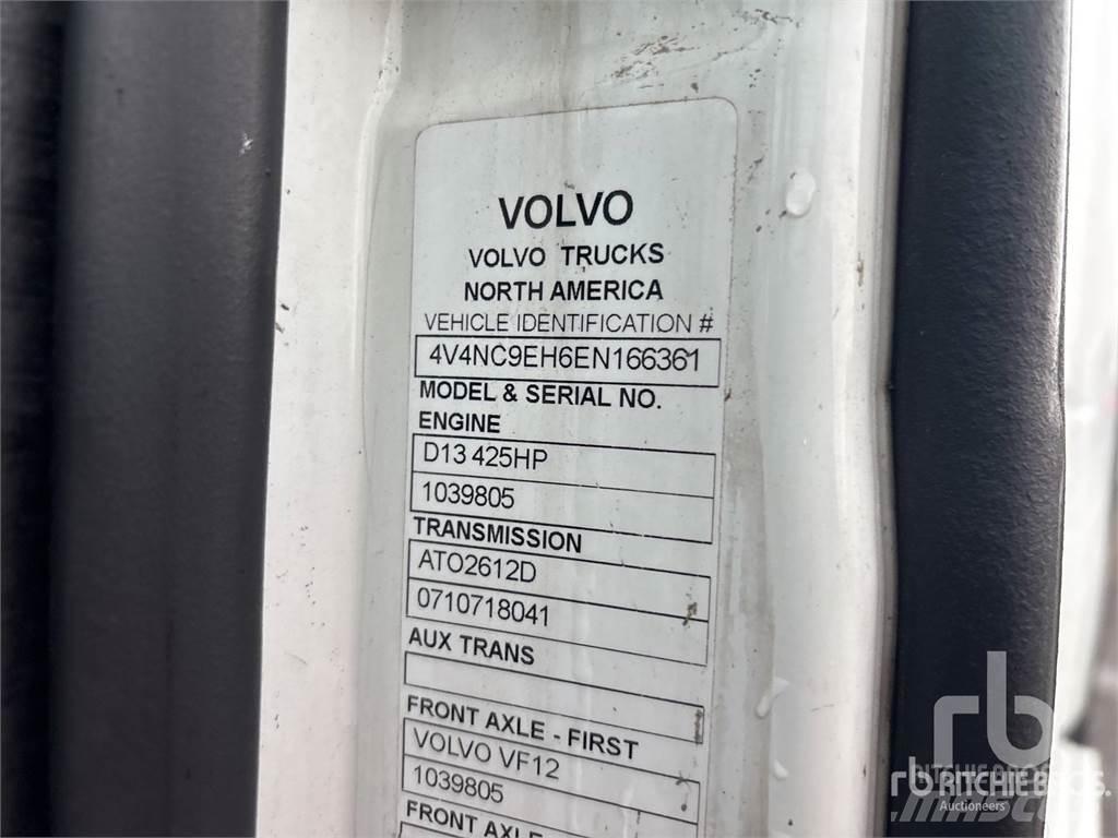 Volvo VNL670 Vetopöytäautot