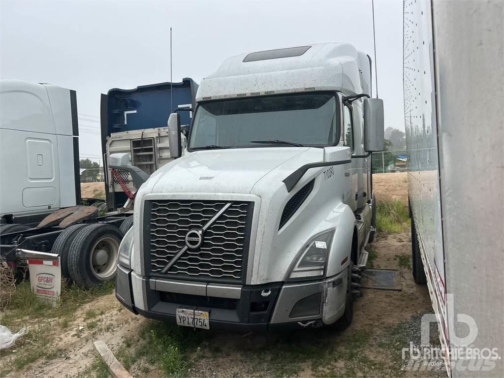 Volvo VNL760 Vetopöytäautot