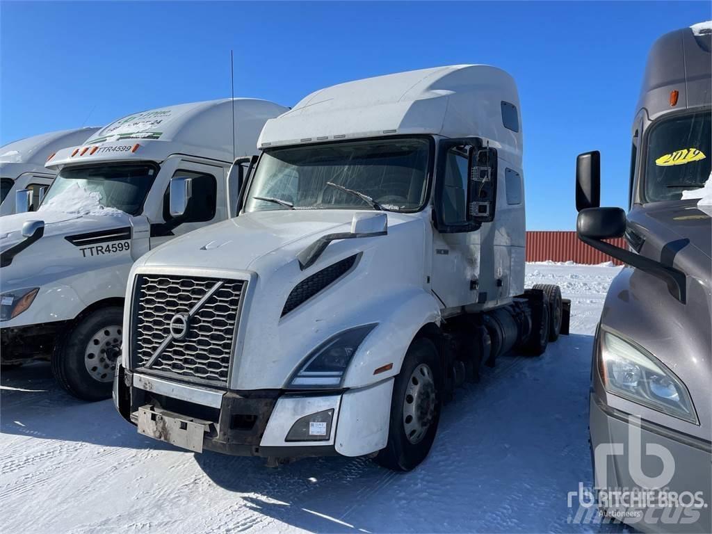 Volvo VNL760 Vetopöytäautot