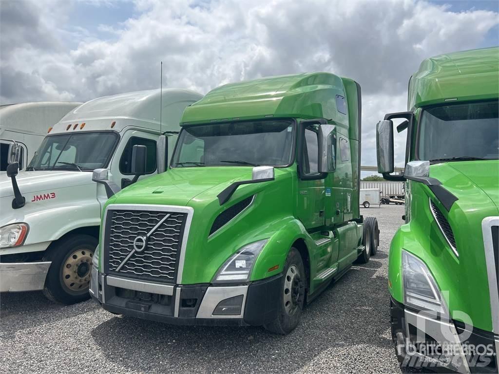 Volvo VNL760 Vetopöytäautot