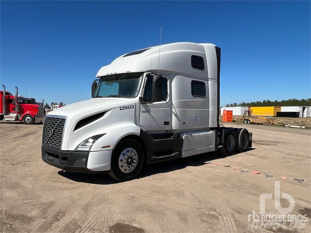 Volvo VNL860 Vetopöytäautot