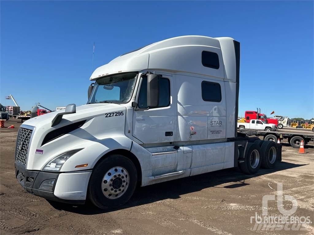 Volvo VNL860 Vetopöytäautot