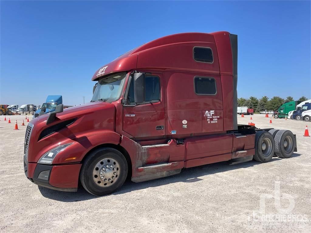 Volvo VNL860 Vetopöytäautot