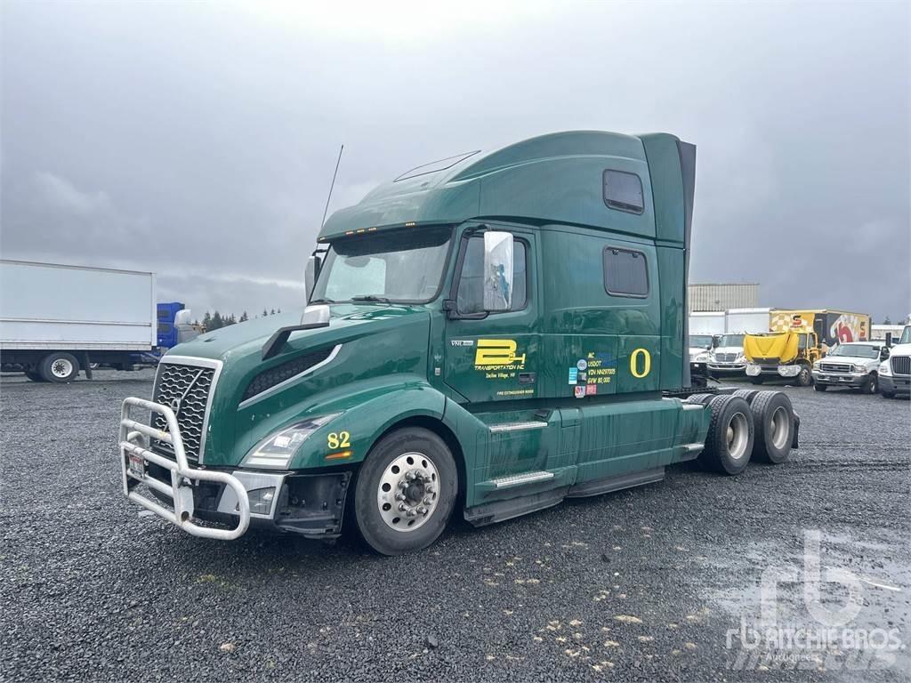 Volvo VNL860 Vetopöytäautot