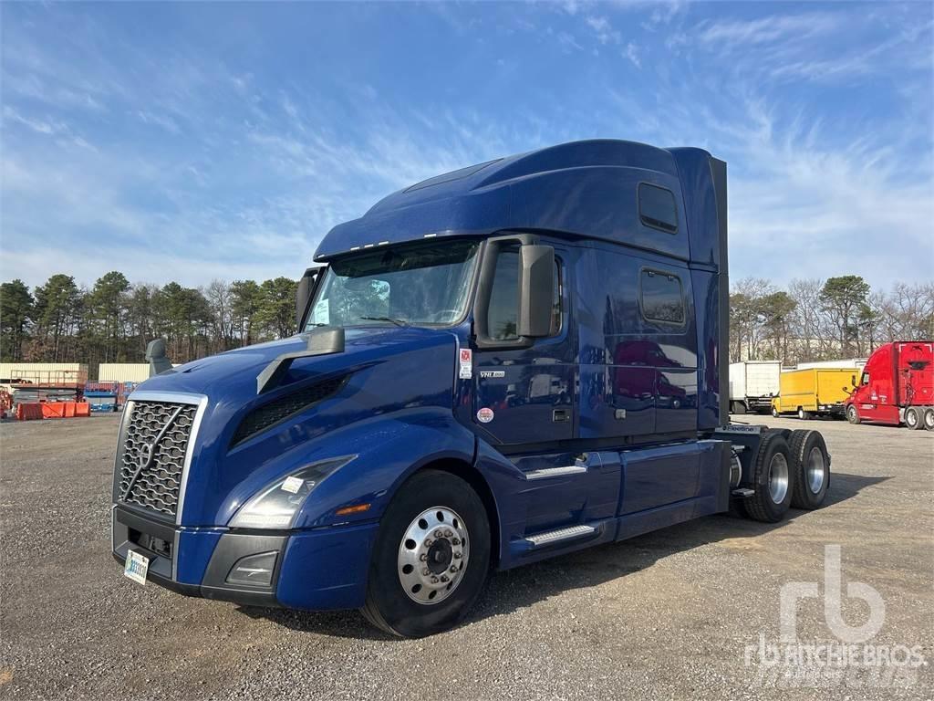 Volvo VNL860 Vetopöytäautot