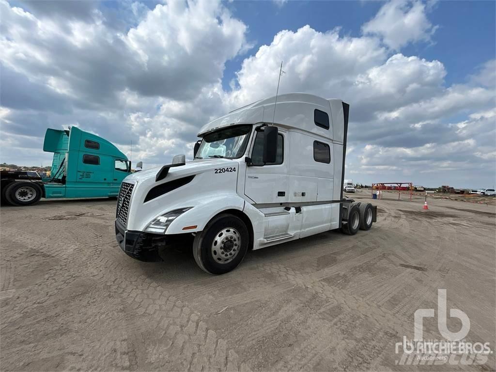 Volvo VNL860 Vetopöytäautot