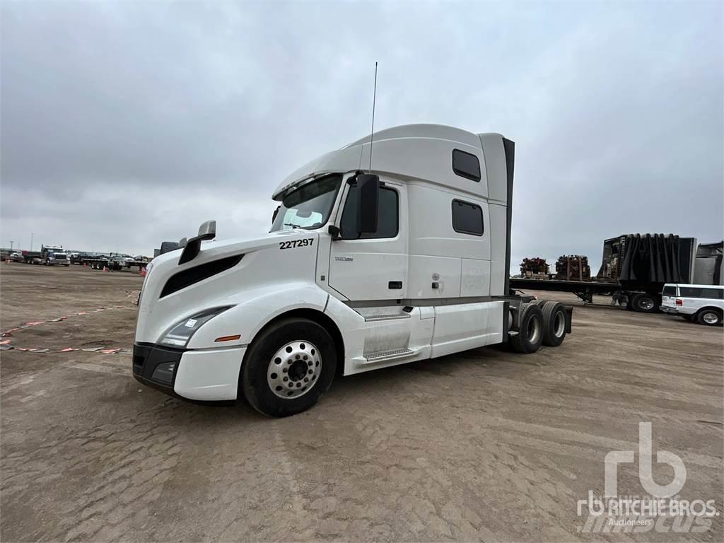Volvo VNL860 Vetopöytäautot