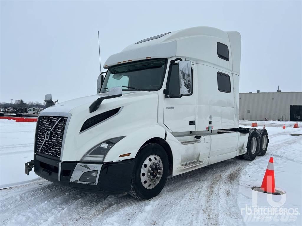 Volvo VNL860 Vetopöytäautot