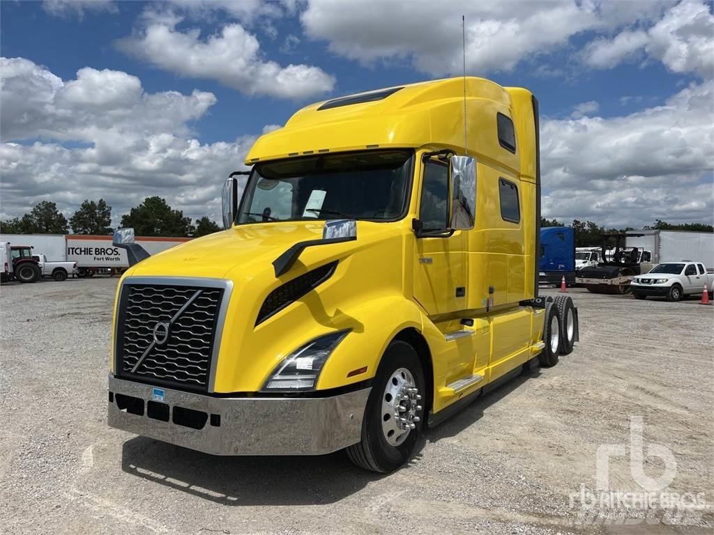 Volvo VNL860 Vetopöytäautot