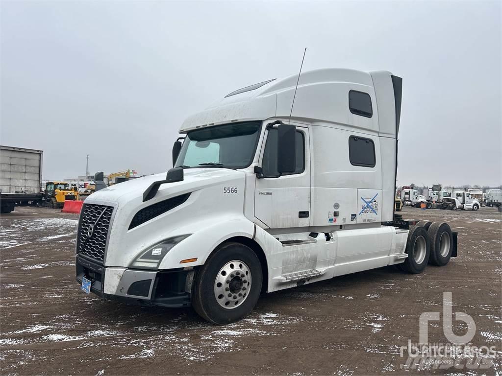 Volvo VNL860 Vetopöytäautot