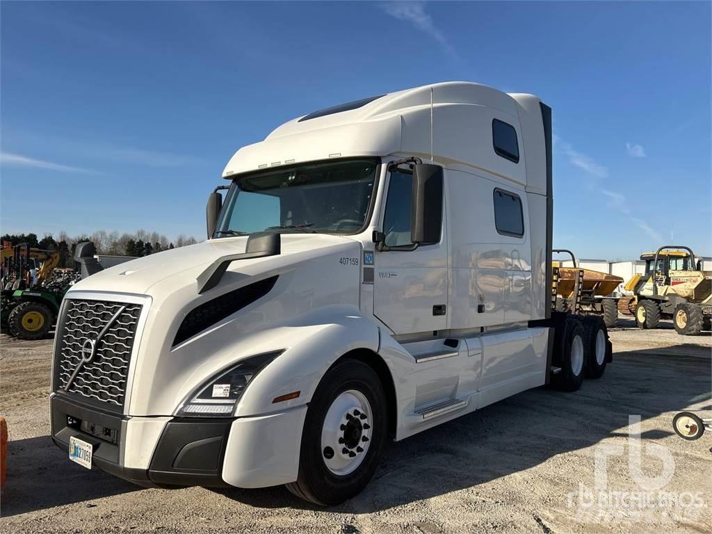 Volvo VNL860 Vetopöytäautot