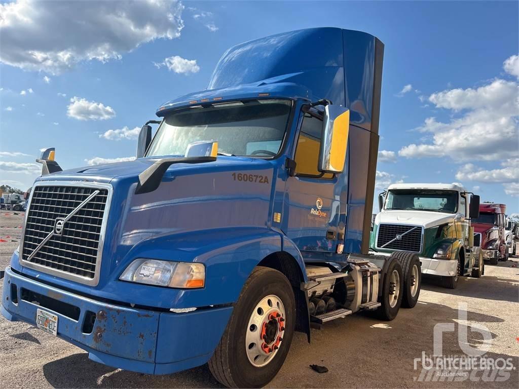 Volvo VNM200 Vetopöytäautot