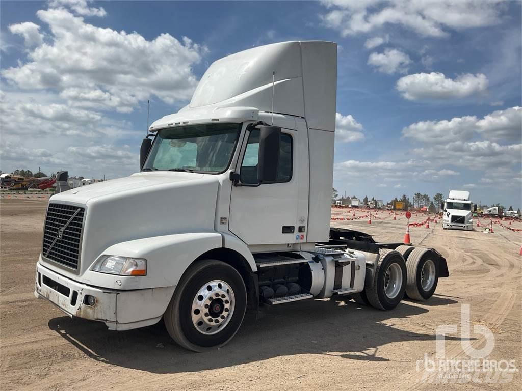 Volvo VNM200 Vetopöytäautot