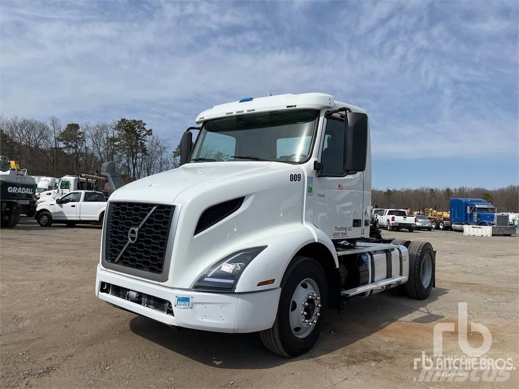 Volvo VNR Vetopöytäautot