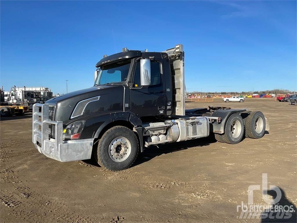Volvo VNX Vetopöytäautot